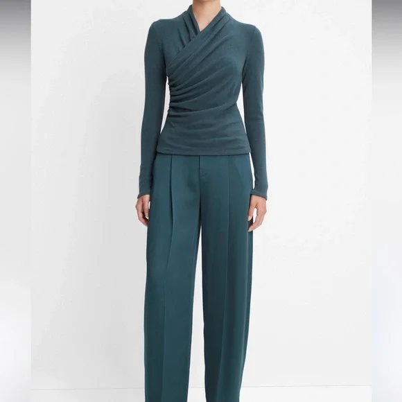 Vince Green Fixed Wrap Top - size Medium - Picture 6 of 6